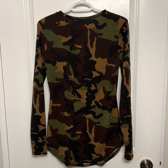 Army green dress only worn once - Picture 2 of 3